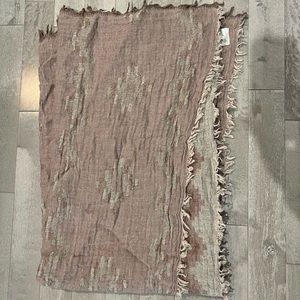 Aritzia Diamond Mosaic Blanket Scarf